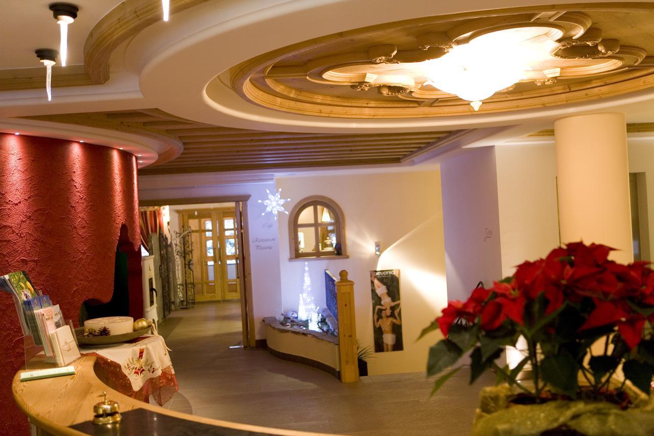 Vidor Resort Pozza di Fassa Exterior photo
